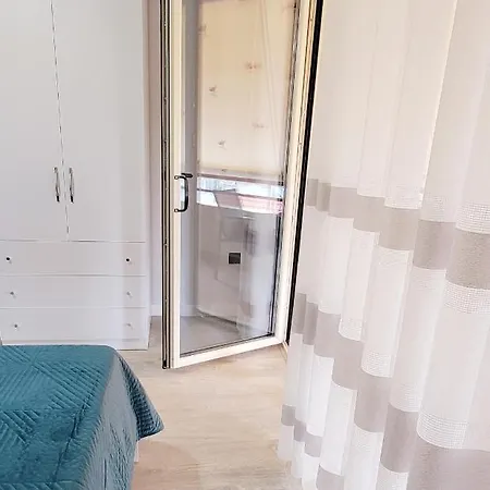 Small Studio Near The Olimpik Park * Tirana