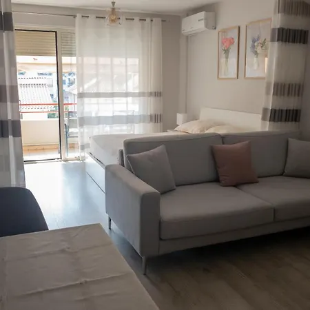 Small Near The Olimpik Park Appartamento